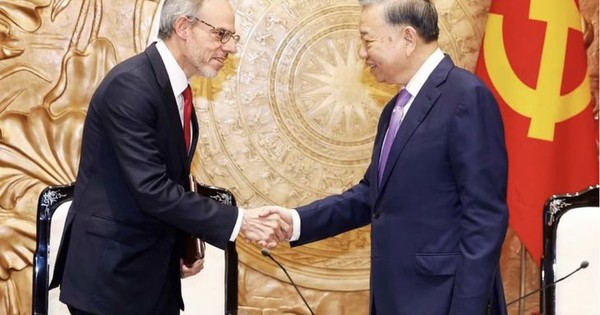 Gặp lãnh đạo DN có doanh thu lớn nhất thế giới, Tổng Bí thư, Chủ tịch nước đề nghị về lĩnh vực quan trọng