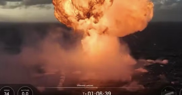 Cận cảnh tàu Starship của SpaceX phát nổ trên Ấn Độ Dương