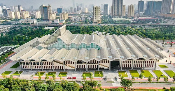 Gần 5.000 người cùng “chạy đua” tiến độ: Công trình dùng 12.500 tấn kết cấu thép, 50.000 m2 kính đã về đích thần tốc và lập kỷ lục Đông Nam Á