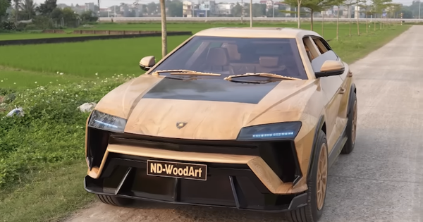 Ông bố Bắc Ninh tự chế 'siêu xe gỗ' giống Lamborghini Urus: Khung gầm sắt, lốp gỗ khắc tay như thật, động cơ điện đặt sau