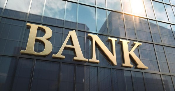 Một cổ phiếu ngân hàng bất ngờ tăng mạnh, áp sát đỉnh lịch sử: Chuyện gì đang xảy ra?