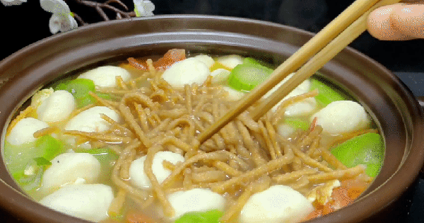 Tin tôi đi, khi không muốn nấu nướng, cứ làm món này: Sự kết hợp tuyệt vời giữa canh, thịt và rau củ, rất ngon