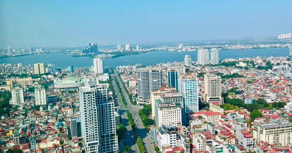 Vinhomes, Đất Xanh, Nam Long “sống khỏe” nhờ dòng tiền bàn giao, trong khi Novaland, API, NRC chật vật bài toán tái cấp vốn