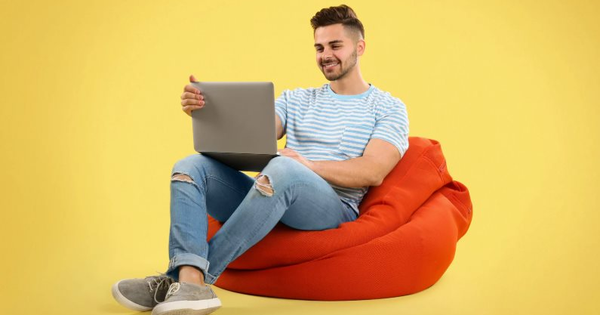 Dùng AI quá 10 phút/ngày? Bạn đang tự 