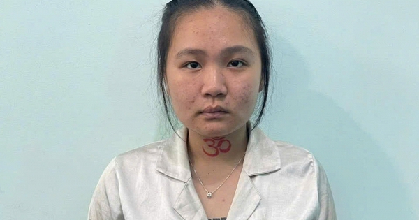 Lê Ngọc Tường Vy sinh năm 2008 đã ra đầu thú