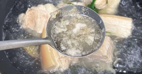 Khi luộc thịt, có nên vớt lớp bọt nổi lên không? Cuối cùng tôi đã biết câu trả lời, trước giờ toàn làm sai!
