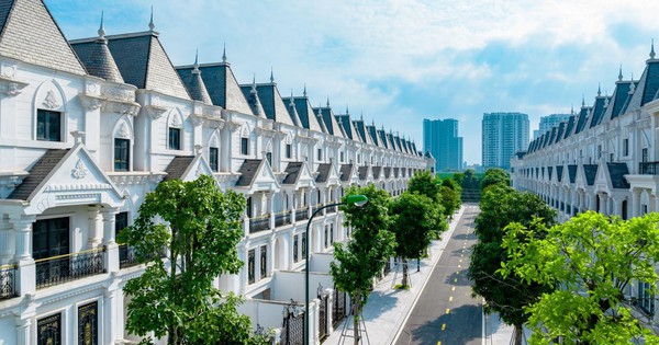Nghịch lý trên thị trường bất động sản Hà Nội