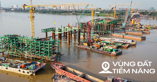 Ngắm đại công trường xây cầu vô cực ở Hà Nội: 8 tháng đạt gần 40% tiến độ, 26.000 tấn thép đã sẵn sàng, 500 người làm 3 ca để vượt qua cột mốc khó khăn nhất Ngắm đại công trường xây cầu vô cực ở Hà Nội: 8 tháng đạt gần 40% tiến độ, 26.000 tấn thép đã sẵn sàng, 500 người làm 3 ca để vượt qua cột mốc khó khăn nhất