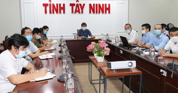 Bàn giao nhà xưởng tại KCN Thành Thành Công để thành lập bệnh viện dã chiến - Vimarsana News