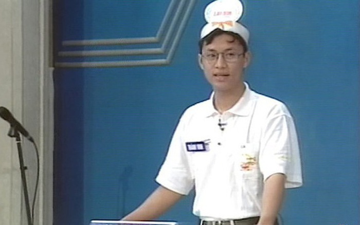 Á quân Olympia mùa 1 Nguyễn Thành Vinh được phong Phó Giáo sư: Đọc dòng giới thiệu của trường Đại học mà tự hào!