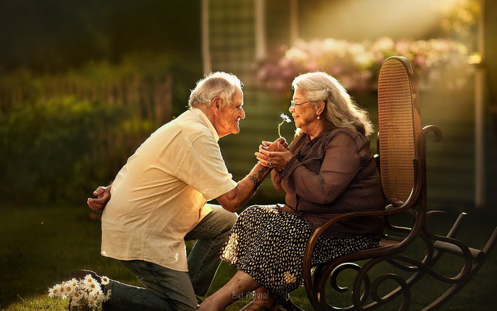 Sau tuổi 50, dù là nam hay nữ cũng cần có 3 điều quan trọng nhất: Sở hữu đủ là người may mắn