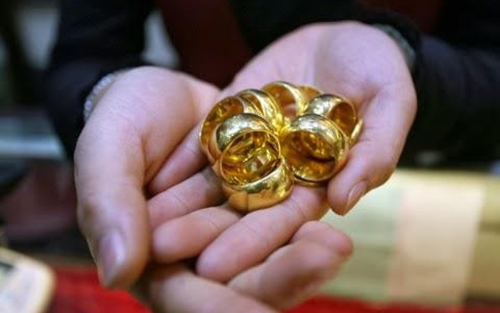 Nhẫn cưới nam vàng 18k pnj vàng son 0000y000300 | pnj.com.vn