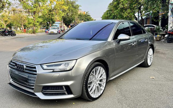 Chiếc Audi A4 phiên bản APEC giá 1 tỷ đồng này sẽ khiến người dùng phải cân  nhắc thay vì mua Toyota Camry