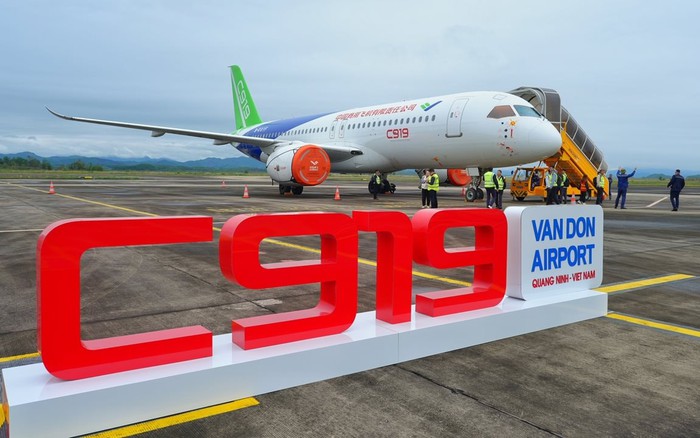 Hãng Máy Bay Trung Quốc Nhận Đơn Hàng Quốc Tế Lớn Nhất Từ Trước Đến Nay