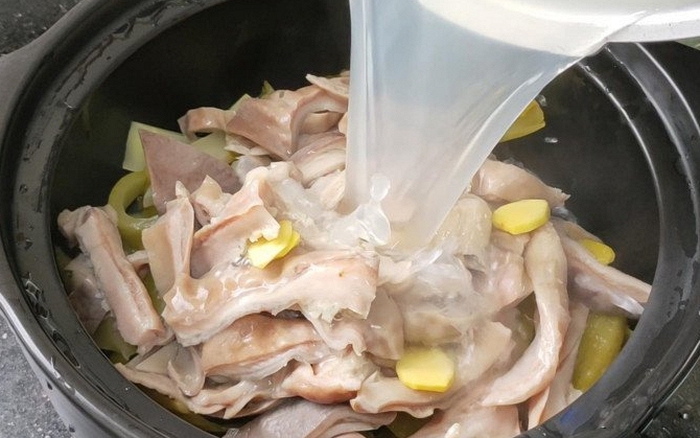 Ở con lợn có 1 món nội tạng cực giàu collagen, thúc đẩy tiêu hóa, phục hồi  mô tổn thương: Ra chợ là mua được