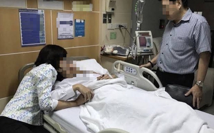 Bố mẹ và con gái cùng mắc ung thư gan, người mẹ quỳ khóc: Vì tiết kiệm, tôi  vô tình "đầu độc" cả nhà