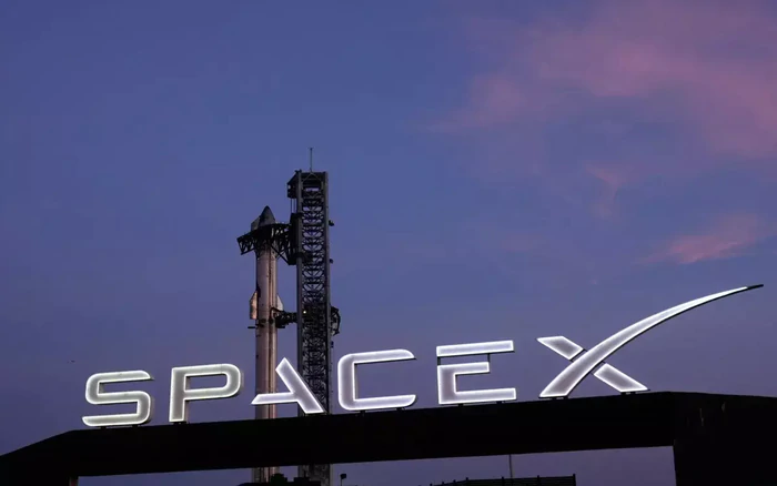 Elon Musk để ngỏ khả năng sáp nhập Tesla và SpaceX