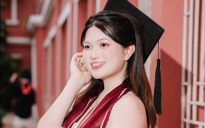 Từ mê đồ ăn Hàn đến nữ thủ khoa được giữ lại trường làm giảng viên thỉnh giảng